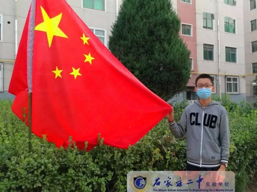 向佐晒与郭碧婷雪地大片，两人的时尚感有多强？游戏画面